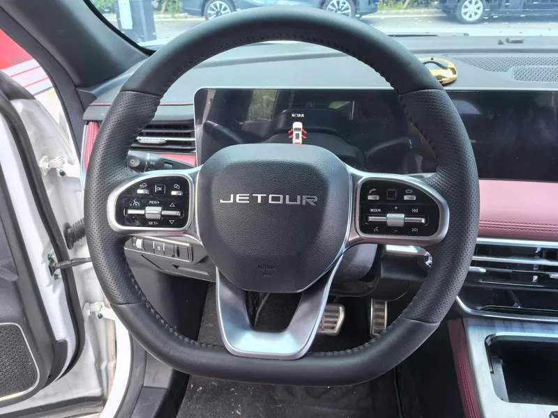 Jetour X70 PRO 2023 1.6TD DCT Enjoy with pleasure PRO 5 seat interior photo 14 Jetour X70 PRO 2023 1.6TD DCT Enjoy with pleasure PRO 5 seat interior photo 14