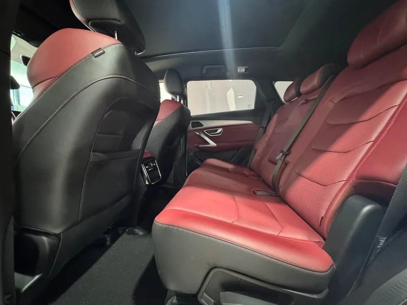 Jetour X70 PLUS 2021 1.5T DCT mountain 7 seat interior photo 6 Jetour X70 PLUS 2021 1.5T DCT mountain 7 seat interior photo 6