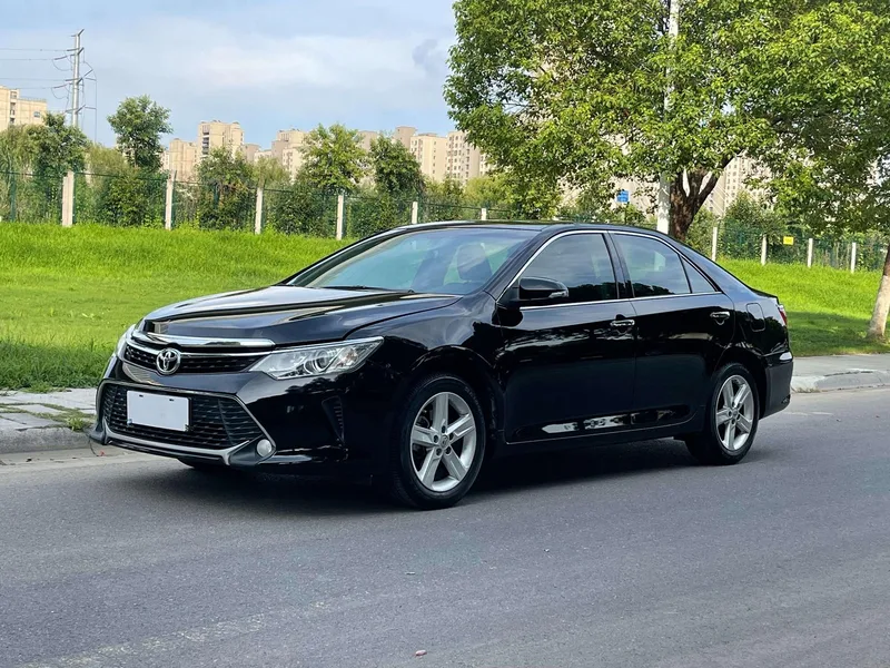 Toyota Camry 2015 Jun Rui 2.0S Atom Edition exterior photo 2 Toyota Camry 2015 Jun Rui 2.0S Atom Edition exterior photo 2