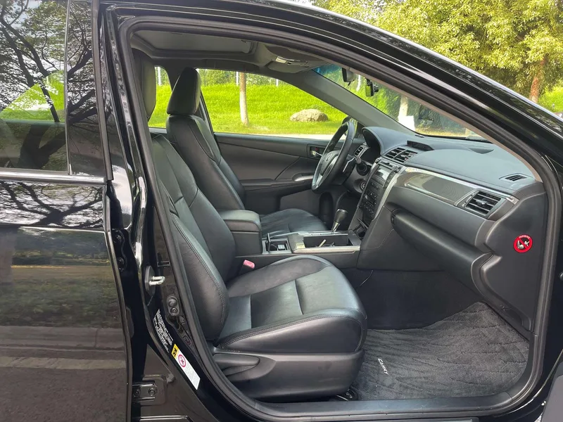 Toyota Camry 2015 Jun Rui 2.0S Atom Edition interior photo 14 Toyota Camry 2015 Jun Rui 2.0S Atom Edition interior photo 14