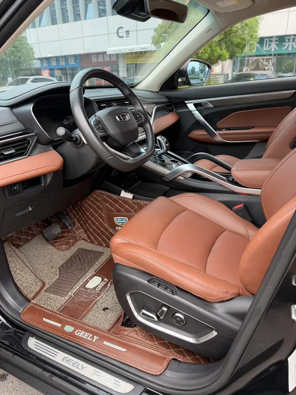 Geely Boyue 2020 1.8TD DCT Leading with intelligence PRO exterior photo 8