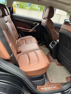 Geely Boyue 2020 1.8TD DCT Leading with intelligence PRO interior photo 10