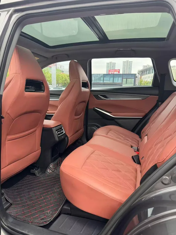 Changan CS75 PLUS 2023 Third generation 1.5T Automatic pilot type exterior photo 5