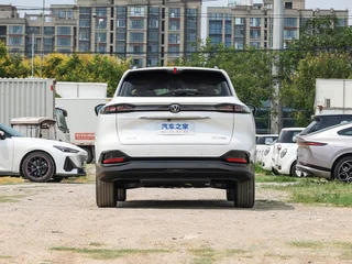 Changan CS75PLUS 2025 Cuarta generación 1.5T Nueva ballena azul Excelencia inteligente exterior foto 6
