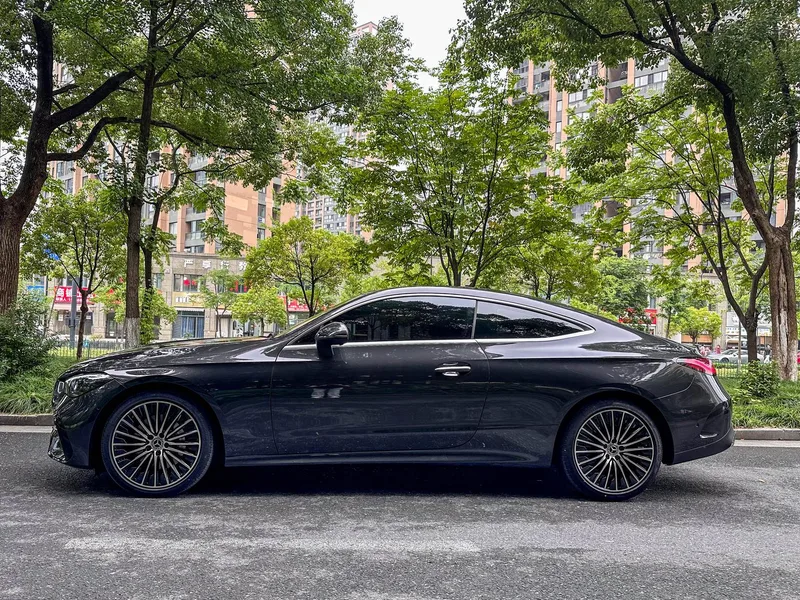 Mercedes-Benz CLE 2024 CLE 260 Coupé exterior foto 3