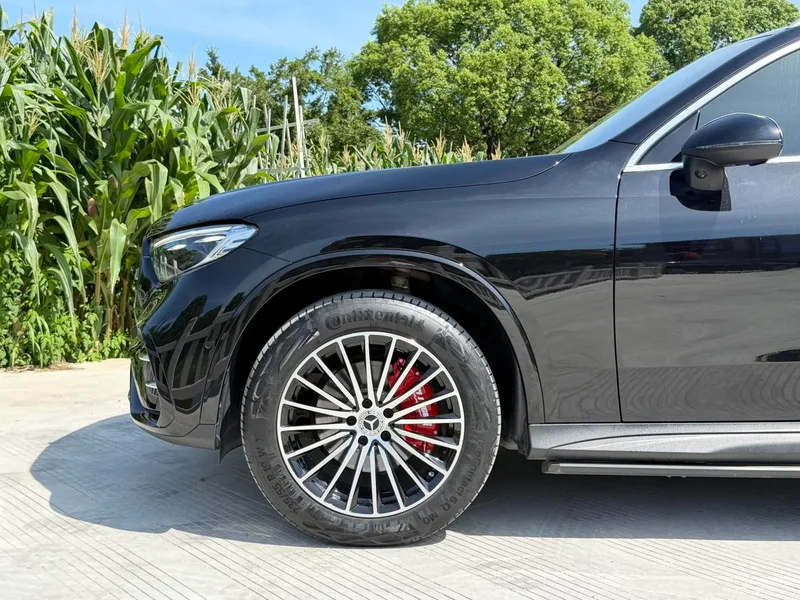 Mercedes-Benz GLC 2024 GLC 260 L 4MATIC Luxury type 5 seat exterior photo 6