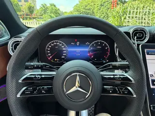 Mercedes-Benz GLC 2024 GLC 260 L 4MATIC Luxury type 5 seat interior photo 19