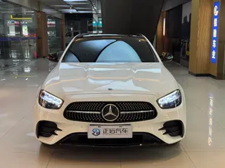 Mercedes-Benz E-Class (Imported) 2022 E 260 Edición deportiva de moda exterior foto 2 Mercedes-Benz E-Class (Imported) 2022 E 260 Edición deportiva de moda exterior foto 2