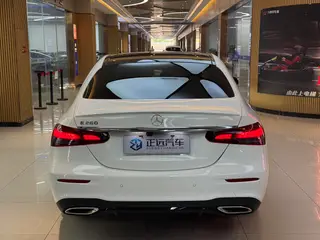 Mercedes-Benz E-Class (Imported) 2022 E 260 Edición deportiva de moda exterior foto 6 Mercedes-Benz E-Class (Imported) 2022 E 260 Edición deportiva de moda exterior foto 6