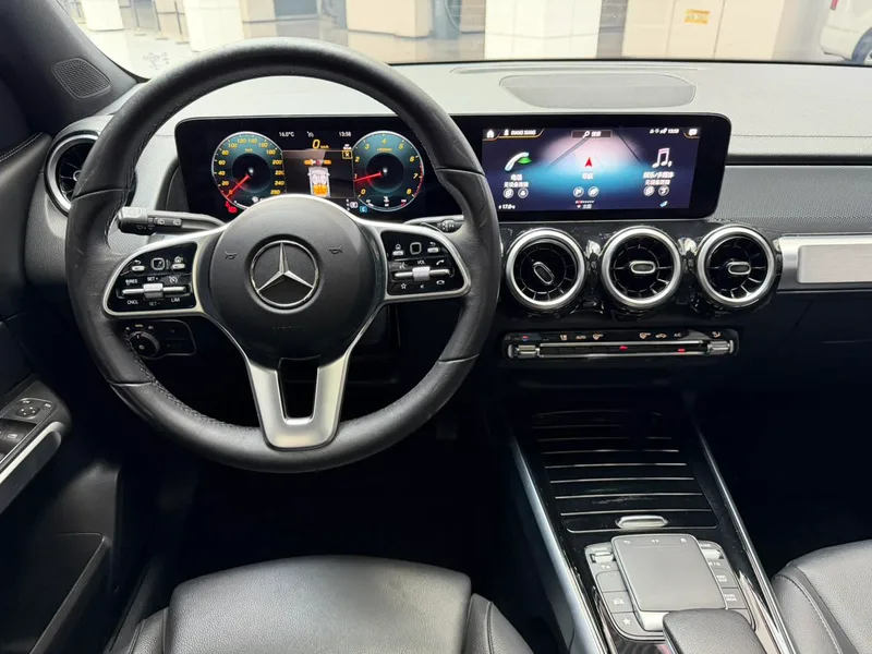 Mercedes-Benz GLB 2022 Mise à jour GLB 200 Type dynamique intérieur photo 15