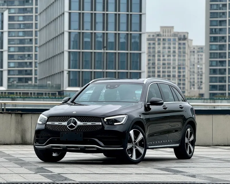 Mercedes-Benz GLC 2022 GLC 300 L 4MATIC Luxury type exterior photo 1 Mercedes-Benz GLC 2022 GLC 300 L 4MATIC Luxury type exterior photo 1