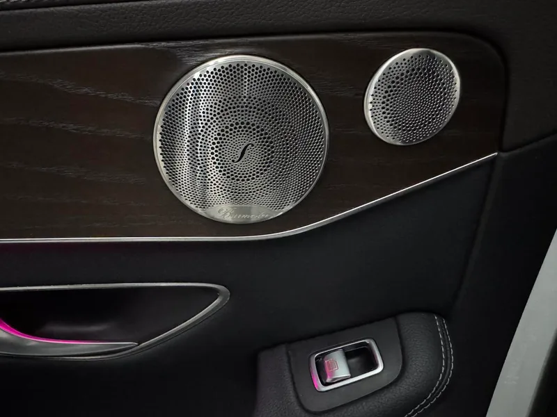 Mercedes-Benz GLC 2022 GLC 300 L 4MATIC Dynamic interior photo 14
