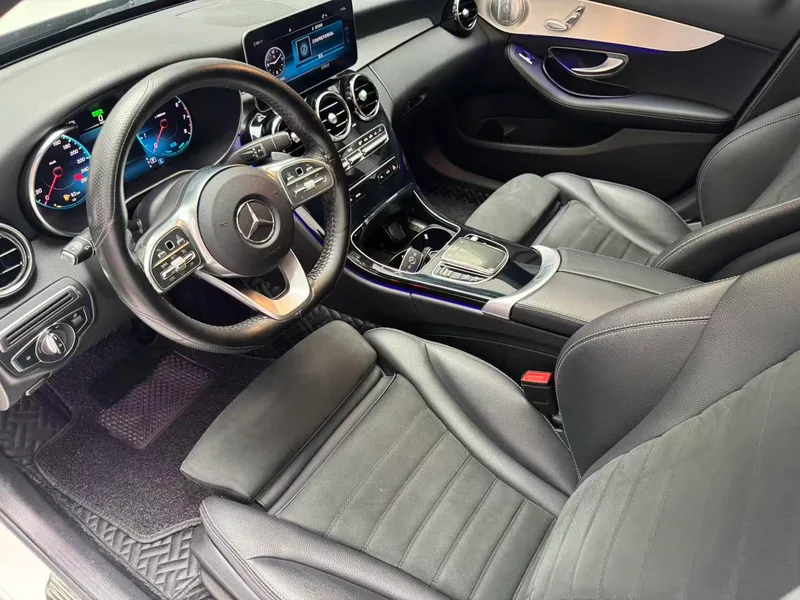 Mercedes-Benz C-Class 2021 C 260 Edición tibetana de Xing Yaozhen interior foto 11