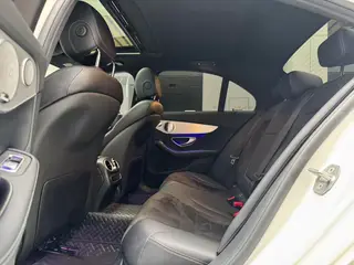 Mercedes-Benz C-Class 2021 C 260 Edición tibetana de Xing Yaozhen interior foto 13