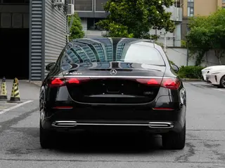 Mercedes-Benz E-Class 2024 E 350 e L Passenger car exterior photo 5 Mercedes-Benz E-Class 2024 E 350 e L Passenger car exterior photo 5
