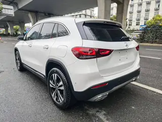 Mercedes-Benz GLA 2022 Restyling GLA 200 interior photo 8