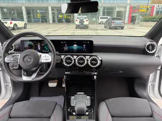 Mercedes-Benz CLA 2021 CLA 200 Five-door hunting sports car interior photo 11