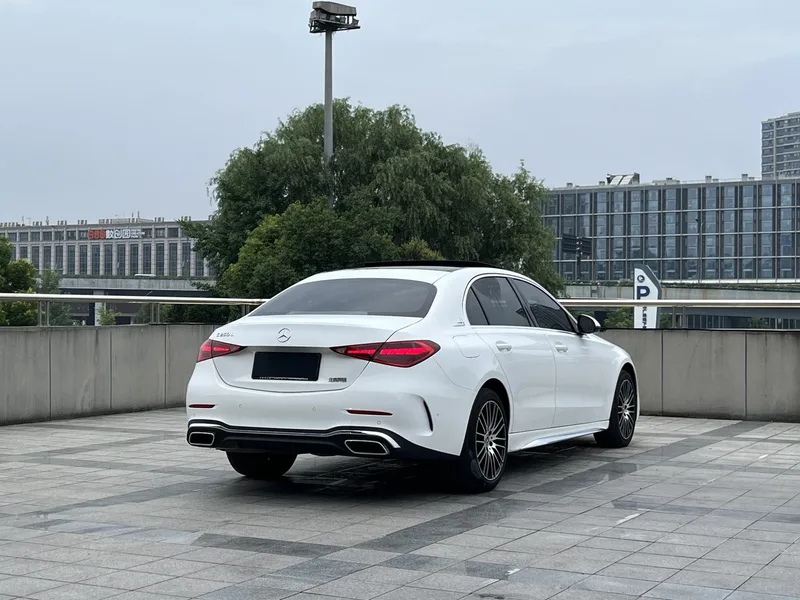 Mercedes-Benz C-Class 2023 C 260 L Sports version exterior photo 4 Mercedes-Benz C-Class 2023 C 260 L Sports version exterior photo 4