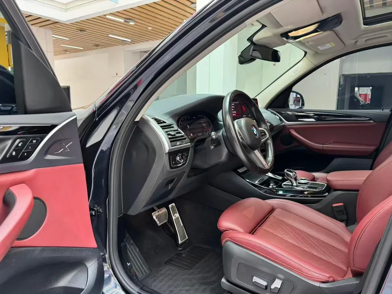 BMW X3 2022 xDrive25i M Conjunto deportivo exterior foto 9