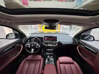 BMW X3 2022 xDrive25i M Conjunto deportivo interior foto 15