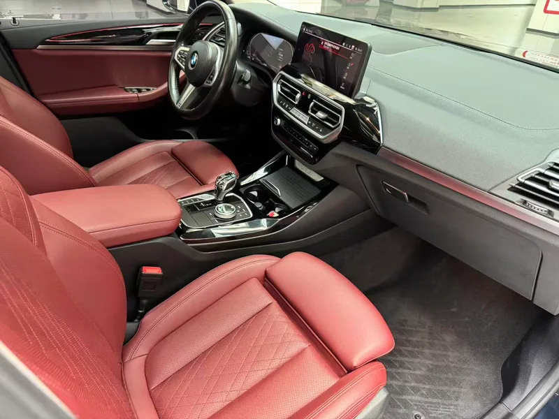 BMW X3 2022 xDrive25i M Conjunto deportivo interior foto 18