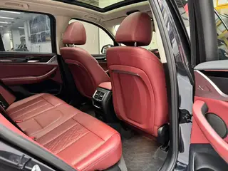 BMW X3 2022 xDrive25i M Conjunto deportivo interior foto 19