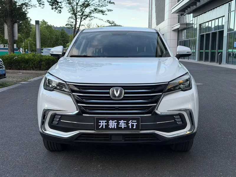 Changan CS85 COUPE 2019 1.5T Тип версии экстерьер фото 2 Changan CS85 COUPE 2019 1.5T Тип версии экстерьер фото 2