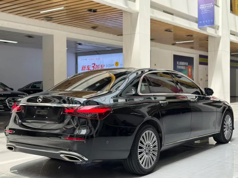 Mercedes-Benz E-Class 2023 E 300 L Fashionable Passenger car exterior photo 5 Mercedes-Benz E-Class 2023 E 300 L Fashionable Passenger car exterior photo 5