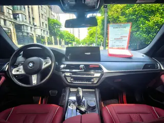 BMW 5 Series 2023 Restyling 530Li Leading Type M Sports suit interior photo 7 BMW 5 Series 2023 Restyling 530Li Leading Type M Sports suit interior photo 7