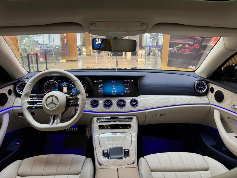 Mercedes-Benz E-Class (Imported) 2021 Restyling E 260 Coupe interior photo 13 Mercedes-Benz E-Class (Imported) 2021 Restyling E 260 Coupe interior photo 13
