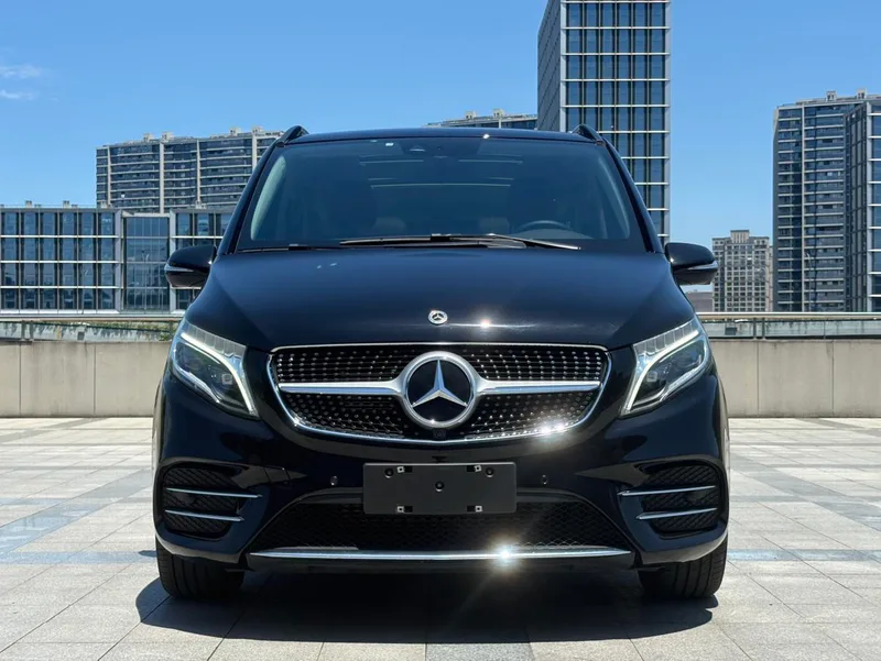Mercedes-Benz V-Class 2022 V 260 L Long Wheelbase Deluxe Edition exterior photo 3 Mercedes-Benz V-Class 2022 V 260 L Long Wheelbase Deluxe Edition exterior photo 3