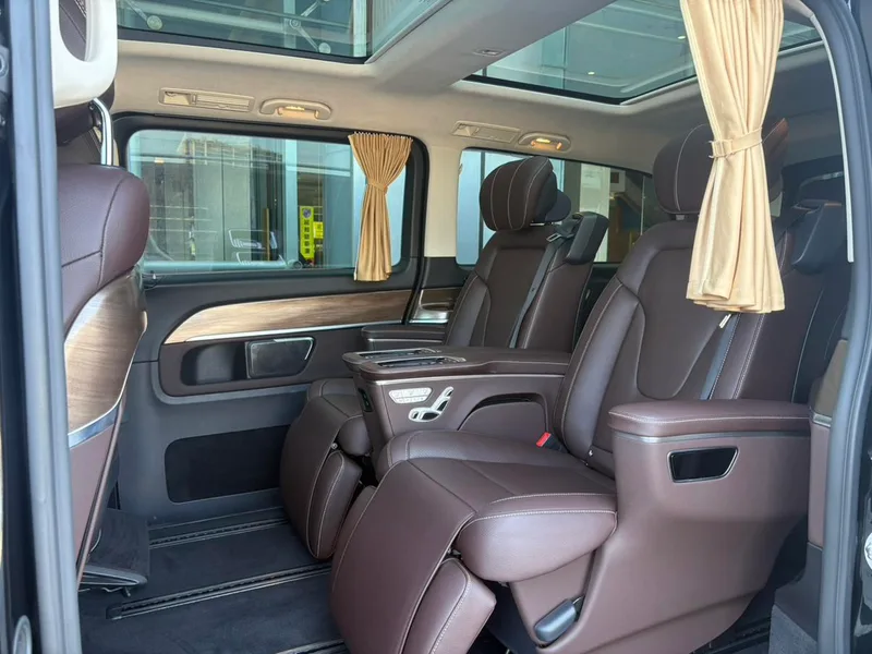 Mercedes-Benz V-Class 2022 V 260 L Long Wheelbase Deluxe Edition exterior photo 7 Mercedes-Benz V-Class 2022 V 260 L Long Wheelbase Deluxe Edition exterior photo 7