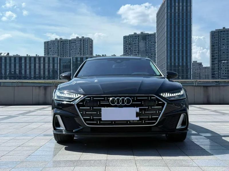 Audi A7L 2024 45 TFSI quattro S-line See Remote Crystal Suit exterior photo 2