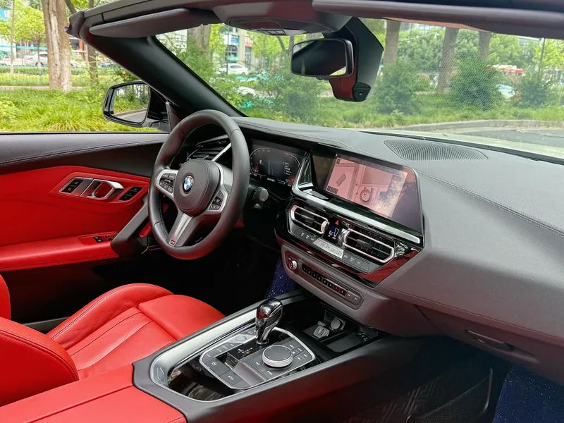 BMW Z4 2022 sDrive 25i M Ensemble de sport intérieur photo 8