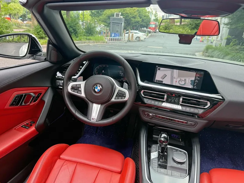 BMW Z4 2022 sDrive 25i M Ensemble de sport intérieur photo 9
