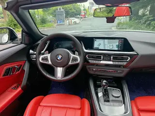 BMW Z4 2022 sDrive 25i M Ensemble de sport intérieur photo 10