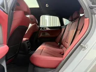 BMW 4 Series 2022 425i Gran Coupe M Sports suit interior photo 7 BMW 4 Series 2022 425i Gran Coupe M Sports suit interior photo 7
