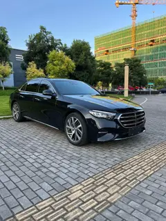 Mercedes-Benz E-Class 2025 E 300 L Fashionable Passenger car exterior photo 3 Mercedes-Benz E-Class 2025 E 300 L Fashionable Passenger car exterior photo 3