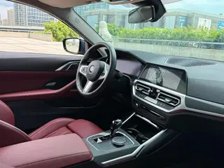 BMW 4 Series 2022 425i M Sports suit interior photo 8 BMW 4 Series 2022 425i M Sports suit interior photo 8
