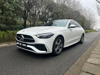 Mercedes-Benz C-Class 2022 Mise à jour C 200 L Version sportive extérieur photo 1