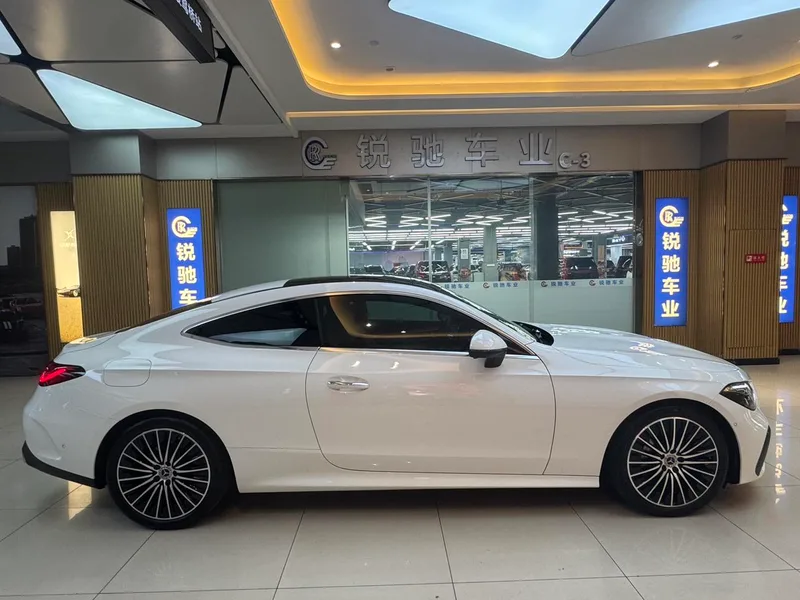 Mercedes-Benz CLE 2024 CLE 260 Coupé extérieur photo 4