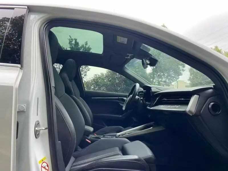 Audi A3 2022 Sportback 35 TFSI Estilo deportivo de moda interior foto 6
