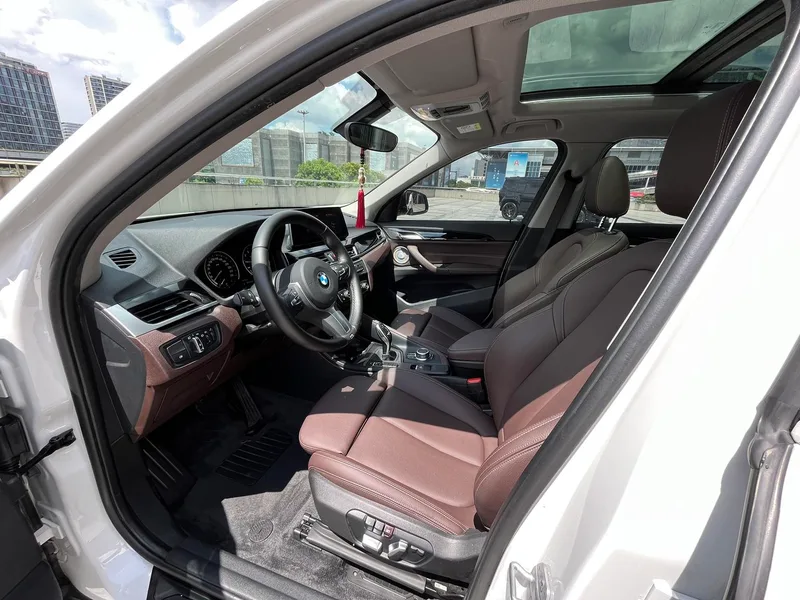 BMW X1 2021 sDrive25Li Leading Type interior photo 11 BMW X1 2021 sDrive25Li Leading Type interior photo 11