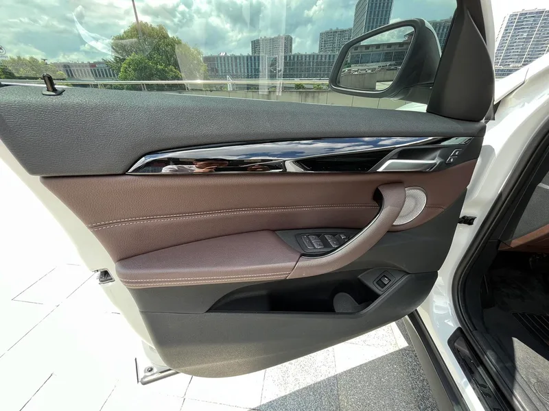 BMW X1 2021 sDrive25Li Leading Type interior photo 14 BMW X1 2021 sDrive25Li Leading Type interior photo 14