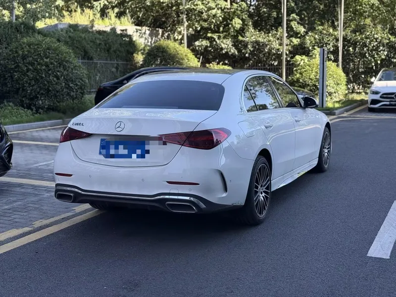 Mercedes-Benz C-Class 2025 C 260 L Sports version exterior photo 3 Mercedes-Benz C-Class 2025 C 260 L Sports version exterior photo 3