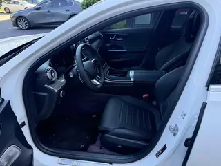 Mercedes-Benz C-Class 2025 C 260 L Sports version interior photo 6 Mercedes-Benz C-Class 2025 C 260 L Sports version interior photo 6