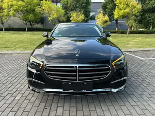 Mercedes-Benz E-Class 2023 Restyling E 300 L Fashionable Passenger car exterior photo 2 Mercedes-Benz E-Class 2023 Restyling E 300 L Fashionable Passenger car exterior photo 2