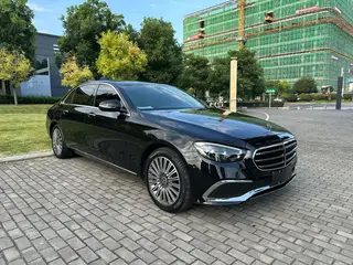 Mercedes-Benz E-Class 2023 Restyling E 300 L Fashionable Passenger car exterior photo 3 Mercedes-Benz E-Class 2023 Restyling E 300 L Fashionable Passenger car exterior photo 3