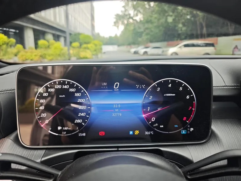 Mercedes-Benz C-Class 2023 C 260 L Hao Night Sports Edition exterior photo 5 Mercedes-Benz C-Class 2023 C 260 L Hao Night Sports Edition exterior photo 5