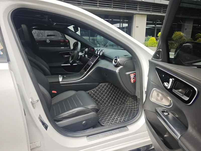 Mercedes-Benz C-Class 2023 C 260 L Hao Night Sports Edition interior photo 9 Mercedes-Benz C-Class 2023 C 260 L Hao Night Sports Edition interior photo 9